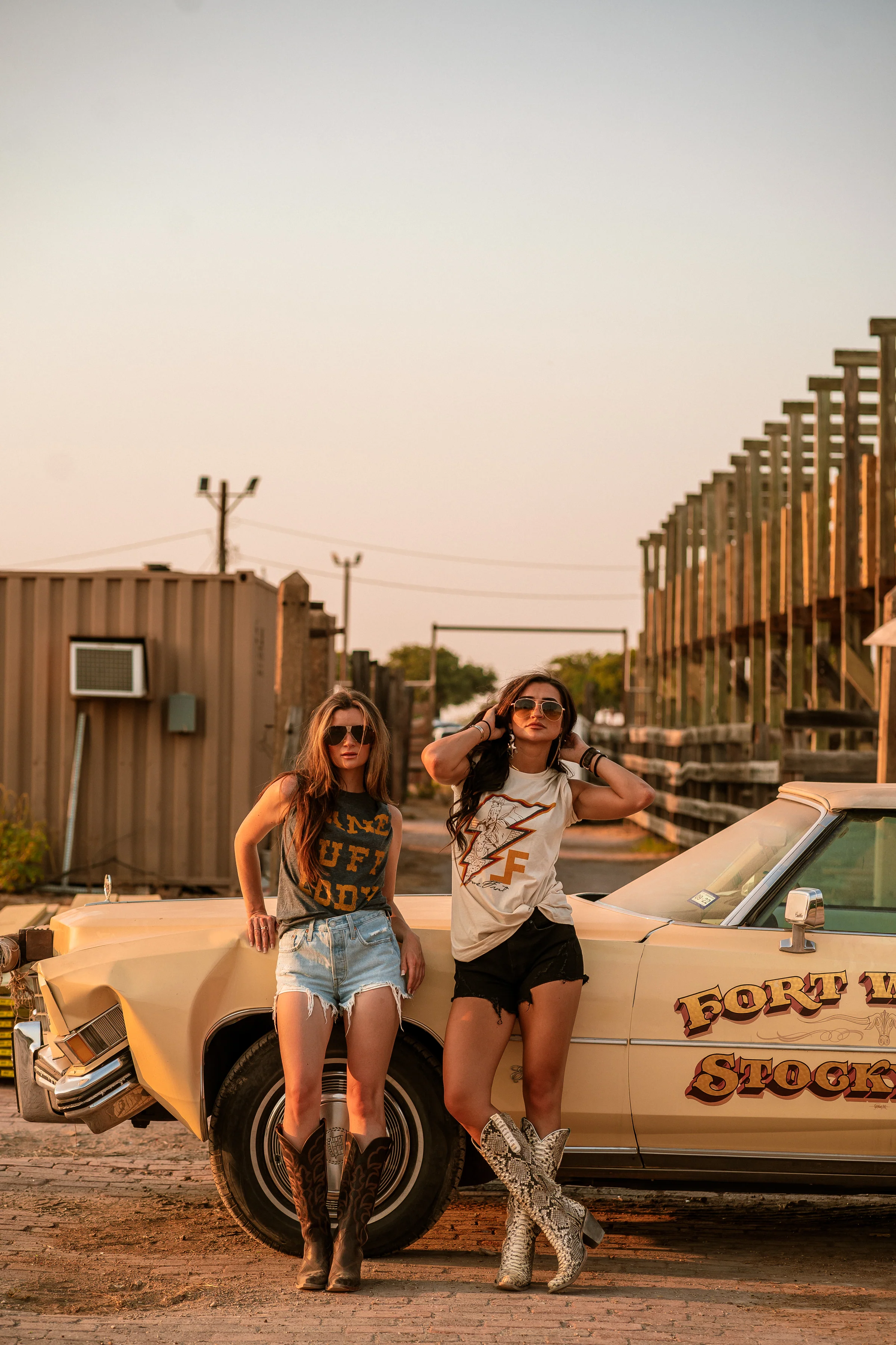 Old School Sunglasses - Image 5